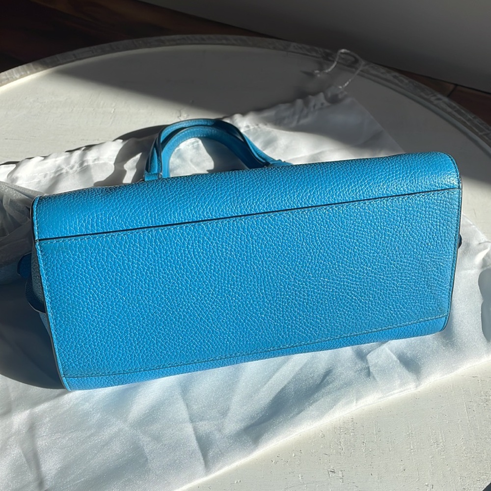 Coach very gently used. Beautiful condition! Silver hardware. - Picture 8 of 11